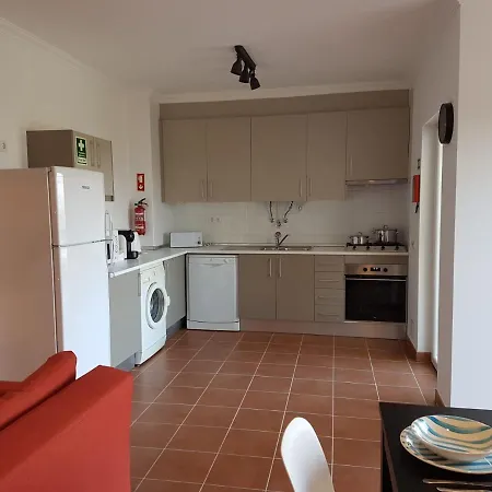 Cozy In Algarve West Coast - Appartement *