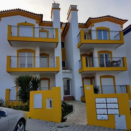Cozy In Algarve West Coast -